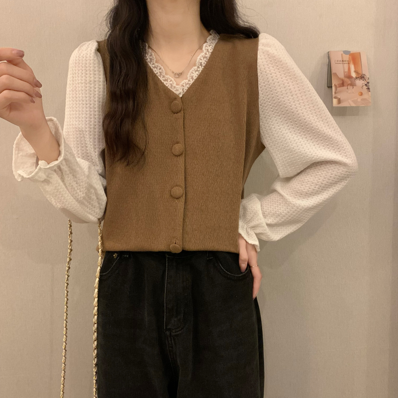 Real price ~ autumn and winter design sense French lace V-neck corduroy gas splicing warm Shirt Top