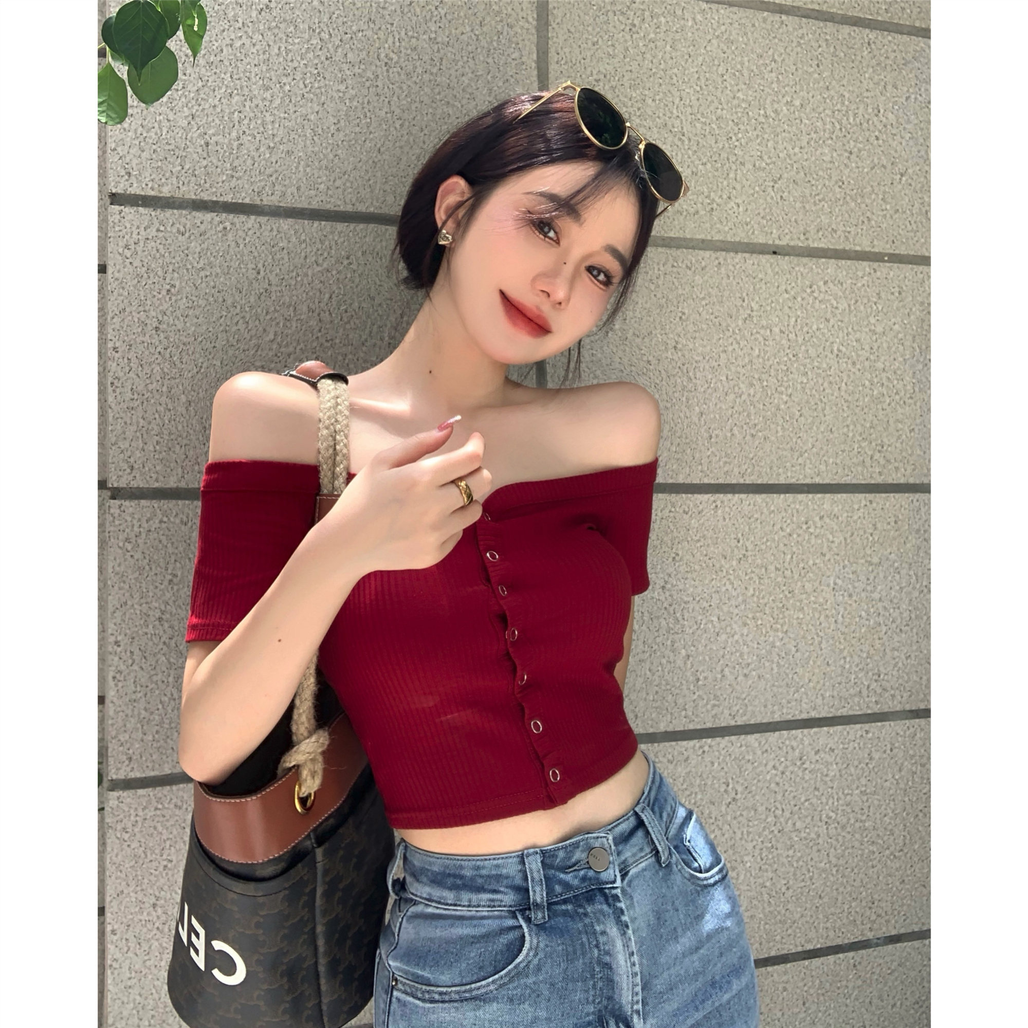 Real price ~ European and American slim straight neck single breasted short sleeved T-shirt women's thread elastic high waist exposed navel top