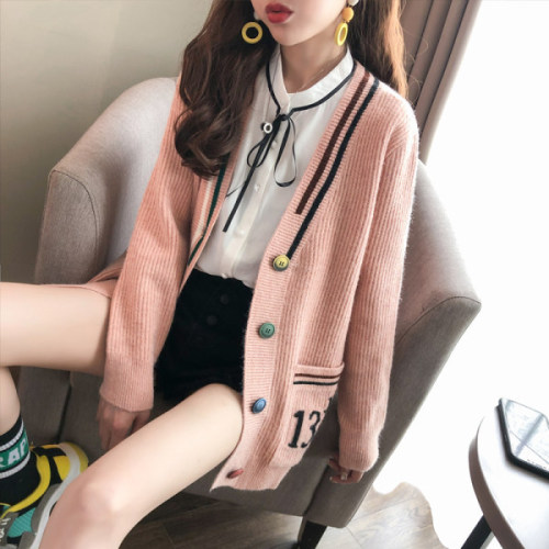 Very fairy sweater coat women's new autumn / winter 2020 Korean version is loose and lazy, with foreign style knitting cardigan trend