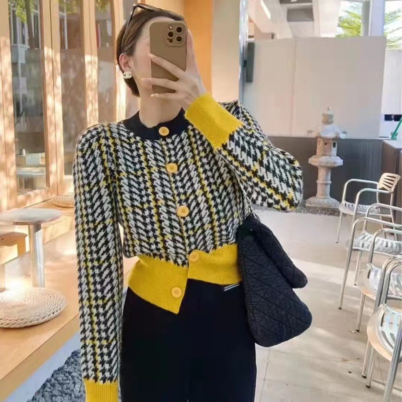 Fashion contrast color thousand bird check design sense round neck single breasted knitted cardigan sweater feminine versatile foreign style top