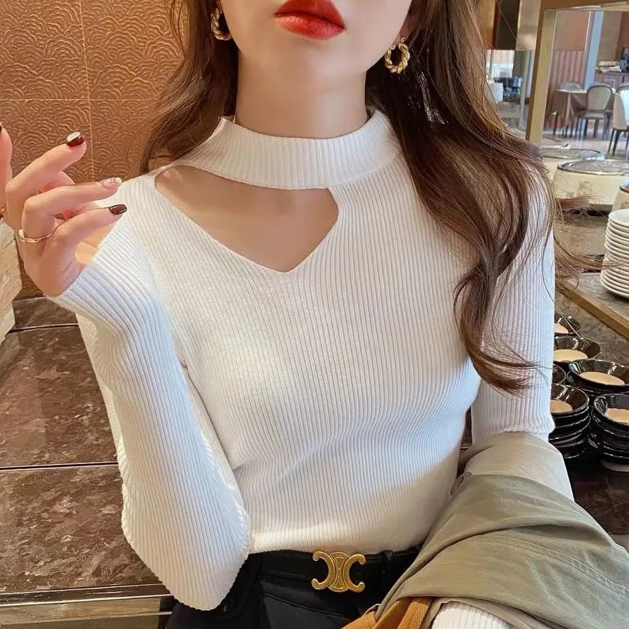 Bottomed blouse women's autumn and winter inside with heart revealing collarbone new foreign style top half high neck sweater