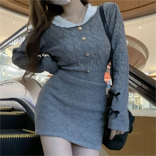 2022 autumn and winter new Korean style design sense knit dress sweet and spicy contrast color doll collar breasted slim fit bag hip skirt