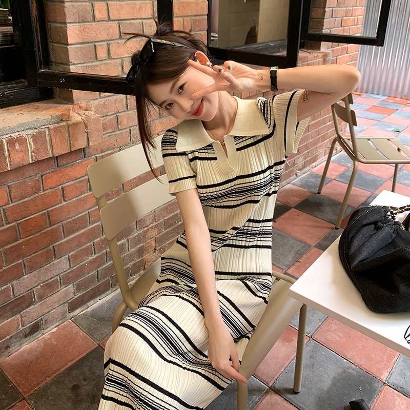 Striped polo collar knitted dress feminine self-cultivation slim vertical pit strip short-sleeved long skirt 2023 summer new