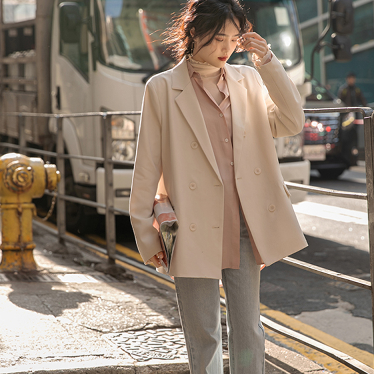 2022 new Korean version of women's casual suit jacket women's spring and autumn high-end design sense niche suit small man
