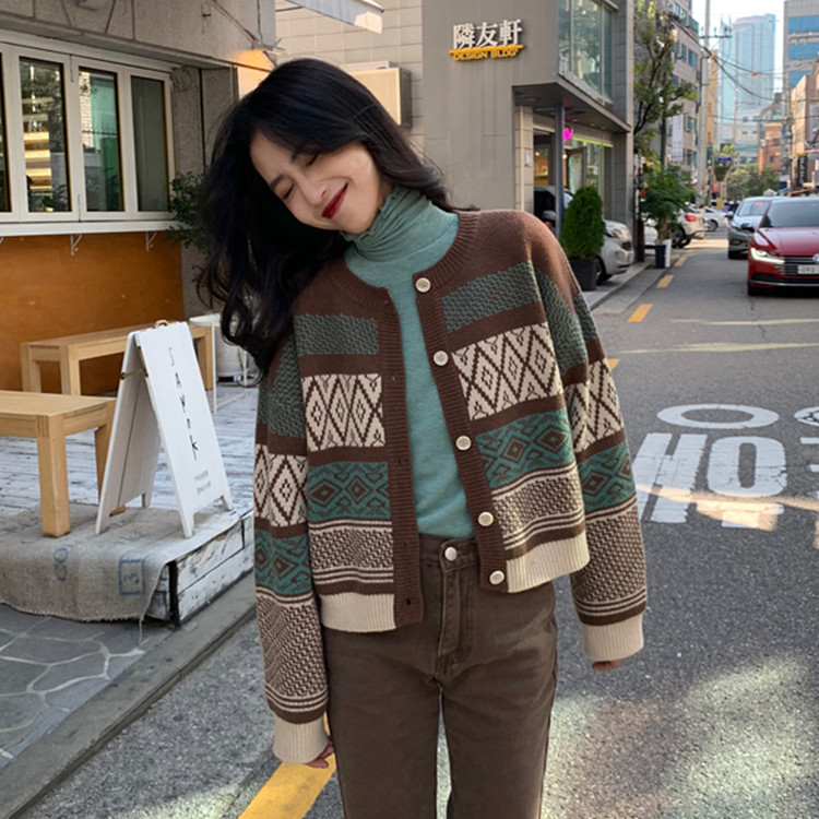 Autumn and winter Korean dongdamense vintage pattern sweater coat loose short knitted cardigan thickened female