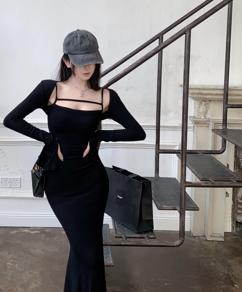 Real price real shot mermaid girlfriend temperament slim fishtail high-quality suspender dress