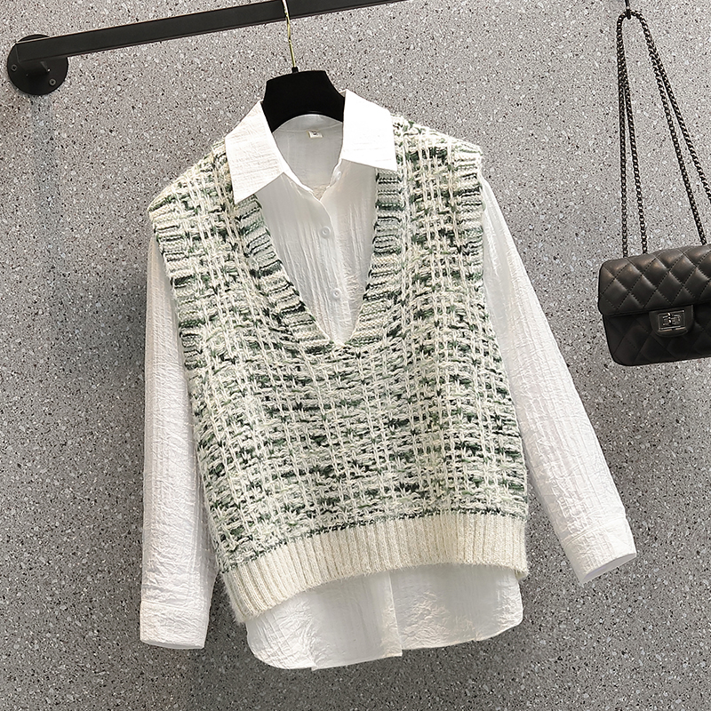 Real shooting of large women's clothes in autumn and winter 2021 new fat sister fashion age reduction and thin western style vest shirt two-piece set