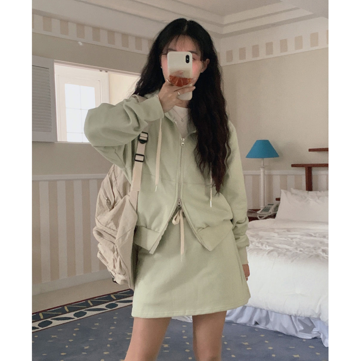 Classic and versatile double-ended zipper hooded sweatshirt cardigan vs sweatshirt material skirt suit