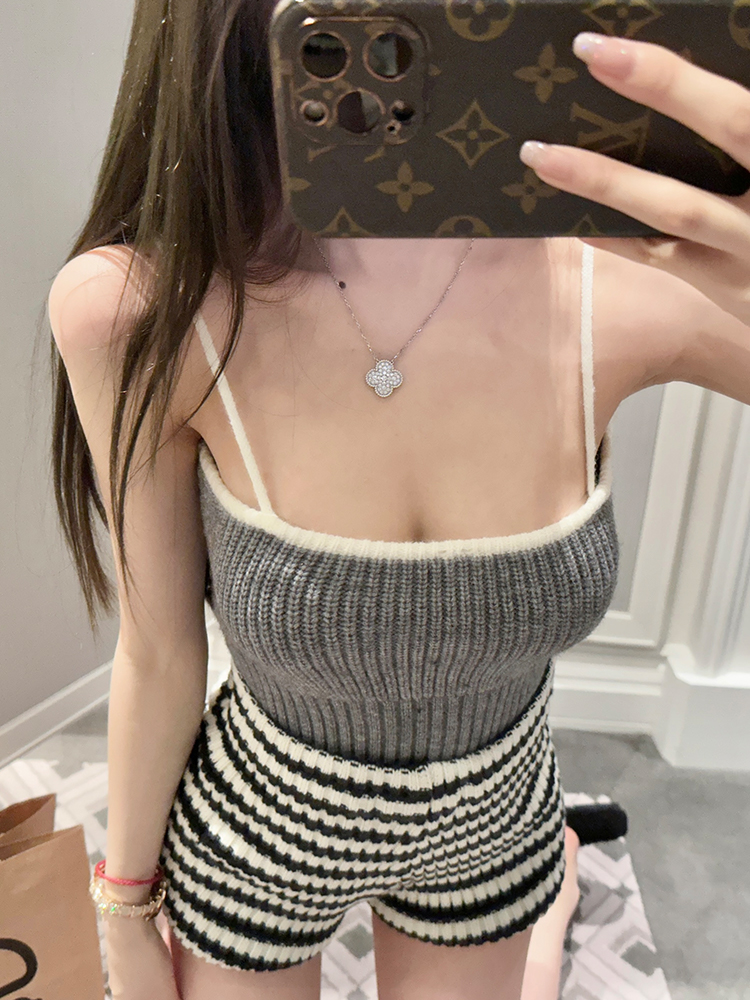 Chill Qiaoer WAN Can Desire Sling Versatile Sexy Gray Short Slim Slim Knitted Vest
