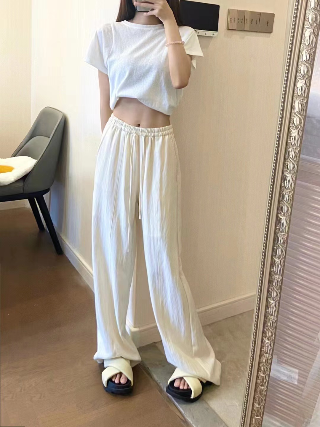 Summer new women's clothing for pear-shaped body, tea-style complete set of slightly chubby mm breast-style tops two-piece suit