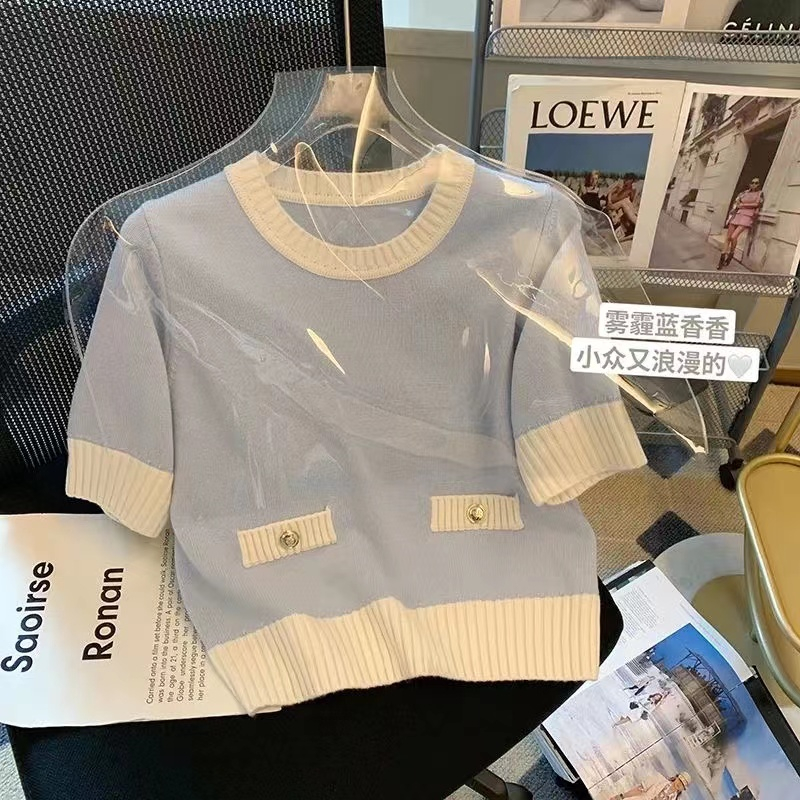 Blue and white contrasting color small fragrant short-sleeved sweater for women 2023 French chic short sweater gentle style age-reducing T-shirt