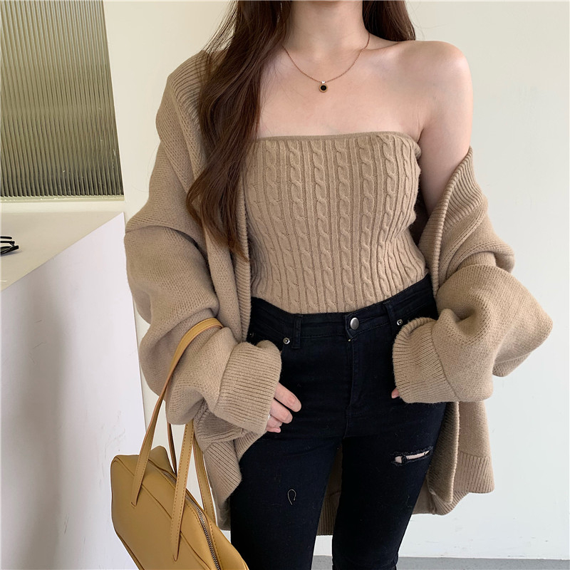 Large sweater 2022 autumn and winter new Hong Kong style net red versatile bra knitted cardigan top fashion two-piece set women