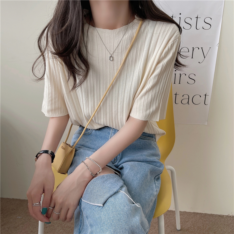 Real price Korean round neck T-shirt short sleeve T-shirt slim top
