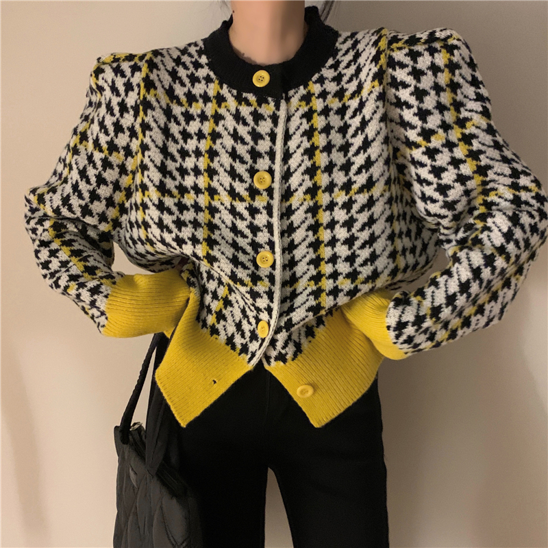 Real price ~ Korean loose Lingge sweater cardigan coat women's New Retro thin Knitted Top in autumn and winter