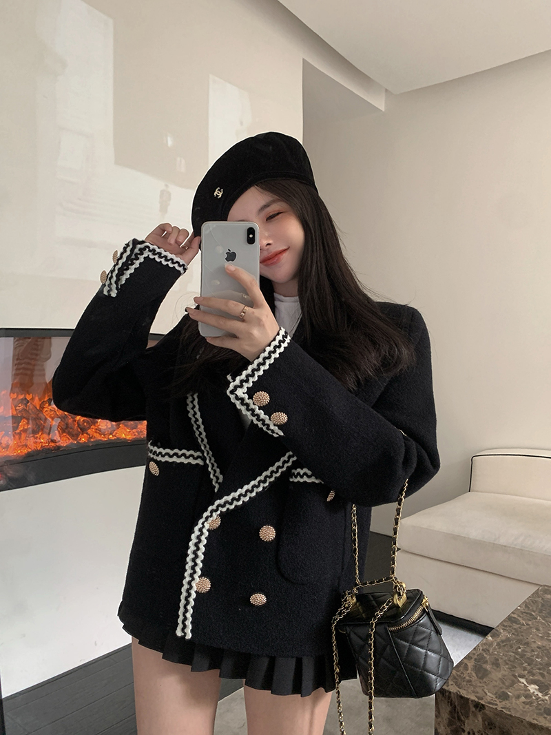 Real auction real price 2022 autumn and winter new Korean version of the knit cardigan small fragrant wind temperament versatile black coat