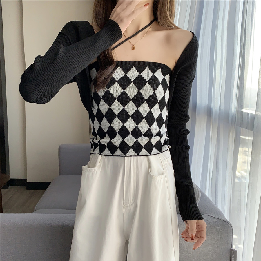 Real shooting and real price autumn new knitted suit checkerboard coat women's design suspender short two-piece set