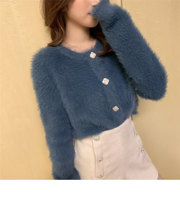 Round neck black plush short small cardigan coat women's 2021 winter new Korean thickened Royal sister Fashion Top