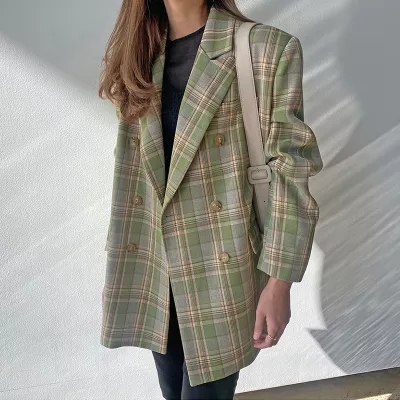 Plaid suit coat women's 2022 spring and Autumn New Korean leisure loose double breasted net red fried street small suit