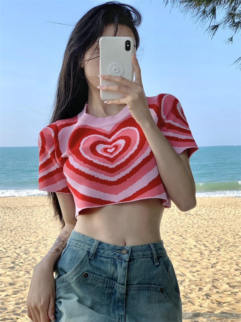 Knitwear women's Korean version loose and thin short sleeve love top summer versatile fashion hot girl short round neck women's wear