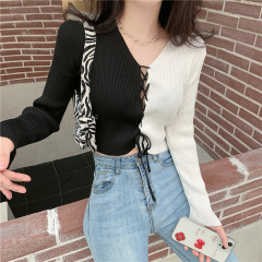 Real shooting temperament V-neck color contrast versatile knitting top real price