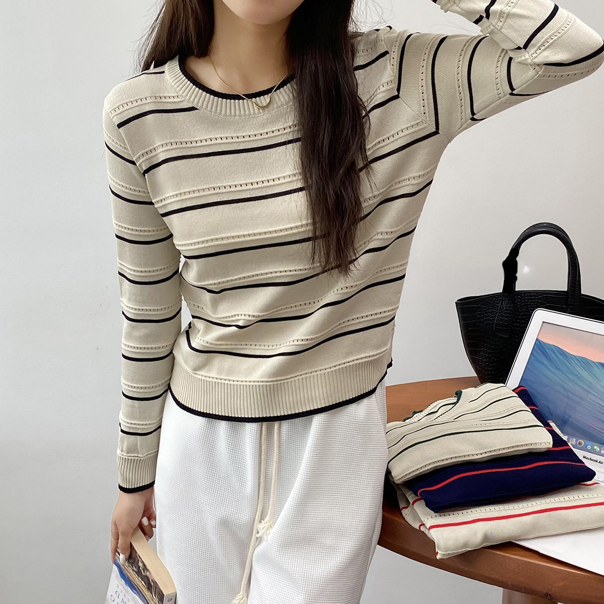 Real shot striped round neck bottomed shirt women's autumn and winter 2021 new Korean version versatile slim fit inner long sleeve top fashion