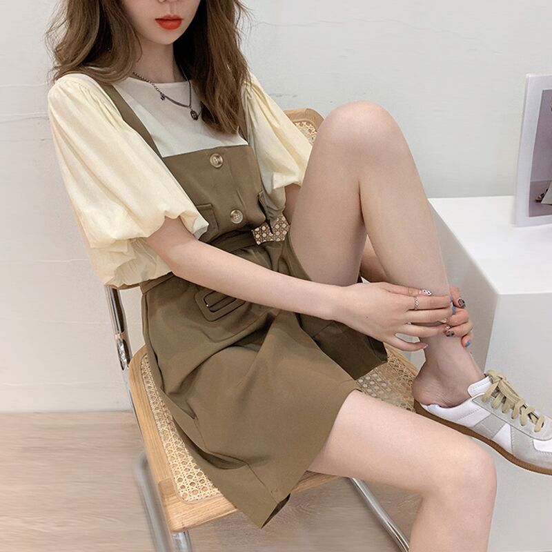 Suspenders casual fashion suit women's 2021 new summer slim age reducing bubble sleeve shirt two piece Jumpsuit