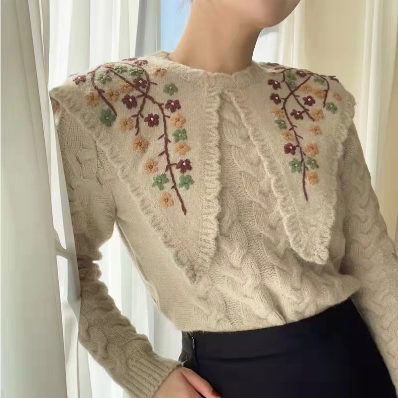 2021 autumn and winter clothing Korean heavy industry jacquard Korean large lapel flower embroidery sweater retro Pullover Sweater female
