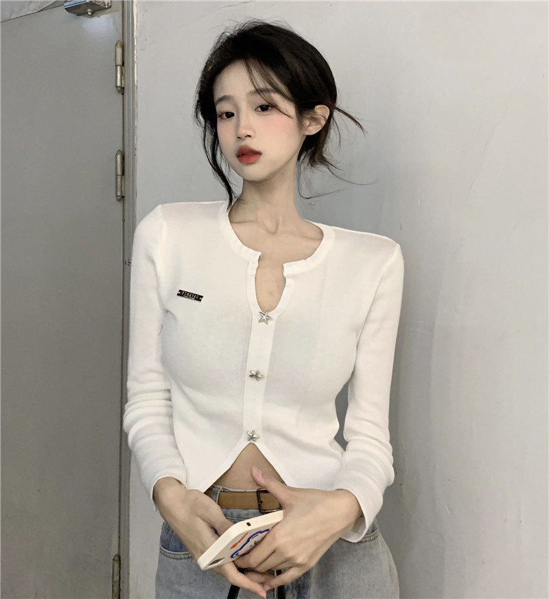 Real price~~2023 spring new V-neck knit design sense niche slim short long-sleeved top