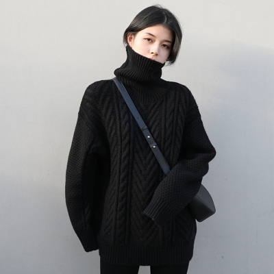 Autumn and winter thickened black twist sweater, women's loose Korean version lazy wind high neck Pullover knitted bottomed shirt