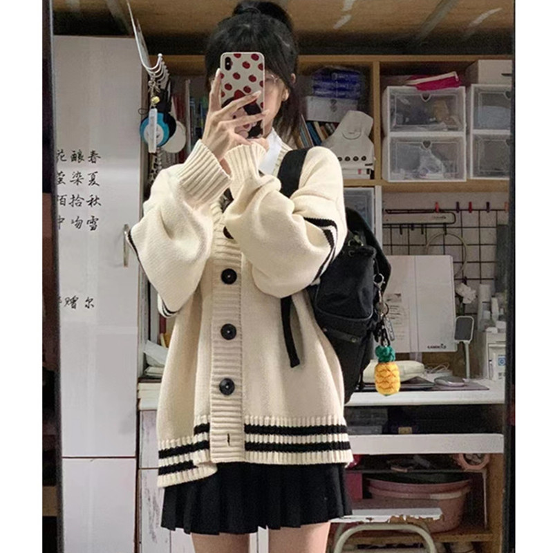Autumn and winter new V-neck college style Korean version Japanese loose all-match sweater for female students with a knitted cardigan top