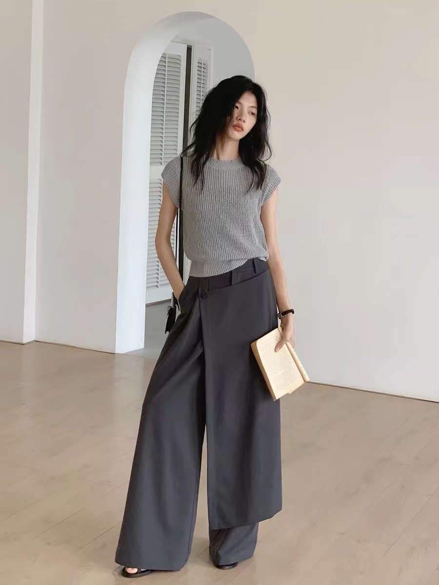 Glacier gray sweater women's short-sleeved slim-fitting bottoming shirt summer new half-sleeved top