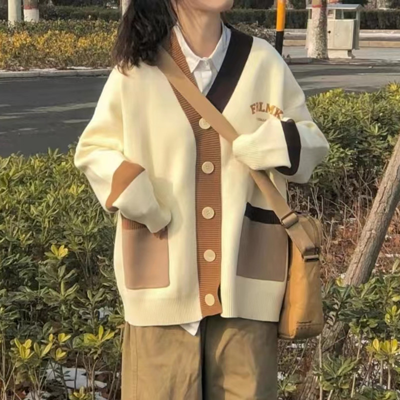 Japanese college style color matching V-neck embroidered sweater cardigan jacket female students autumn new Korean sweater trend