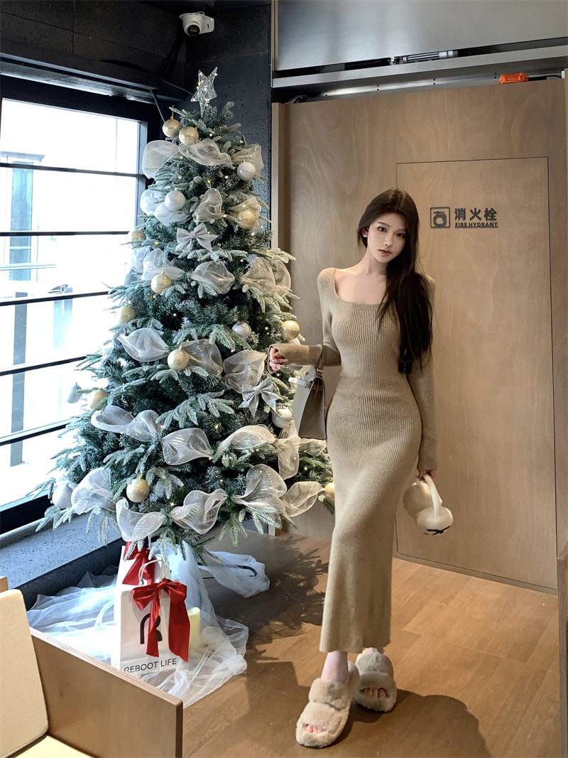 Real shot long-sleeved knitted dress square neck high-grade slimming slimming elegant long dress innerwear undershirt 