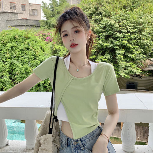 Fake two-piece hanging neck T-shirt women's summer Korean version of the new design hot girl slim slim irregular top