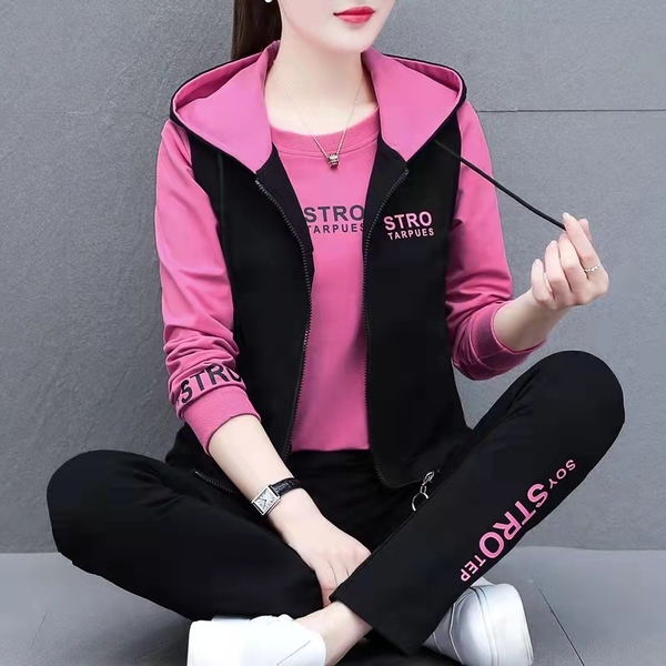 Sportswear suit women's 2021 autumn new loose leisure foreign style age reducing vest three piece suit