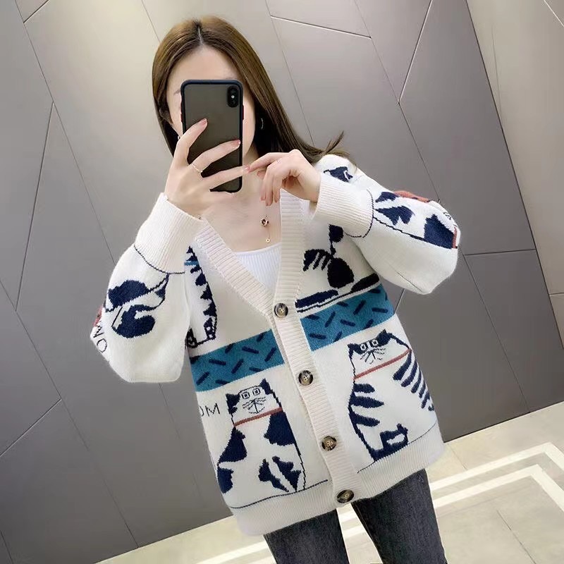 Cartoon cat jacquard sweater coat, female spring Korean version V-neck single breasted loose lazy knitted cardigan