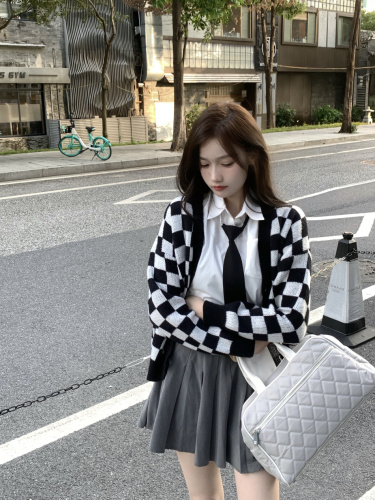 Real price chessboard sweater coat tie shirt skirt suit