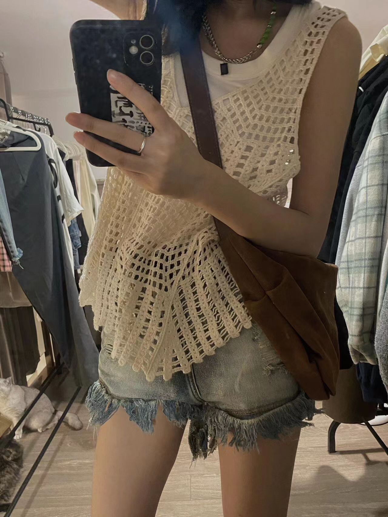 Korean hollow out knitted suspender vest women's new summer design sense of minority loose outer wearing short sleeveless top