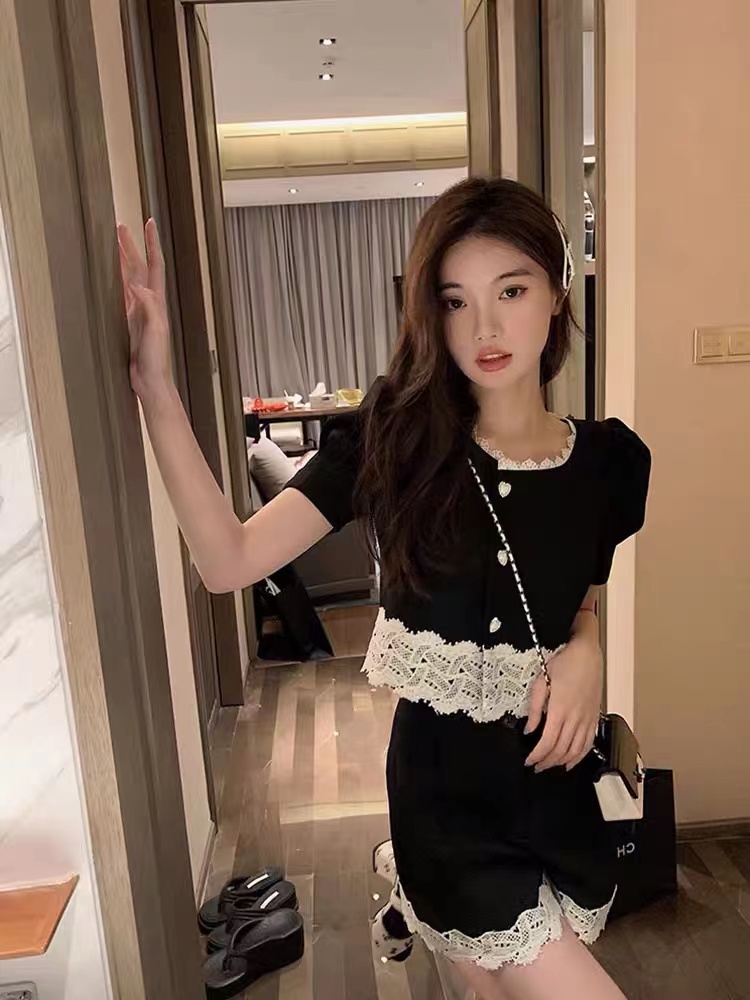 French style small fragrance, celebrity style, aging reduction, high setting, light luxury suit, fashion, aging reduction, small dress, two-piece set, women's summer