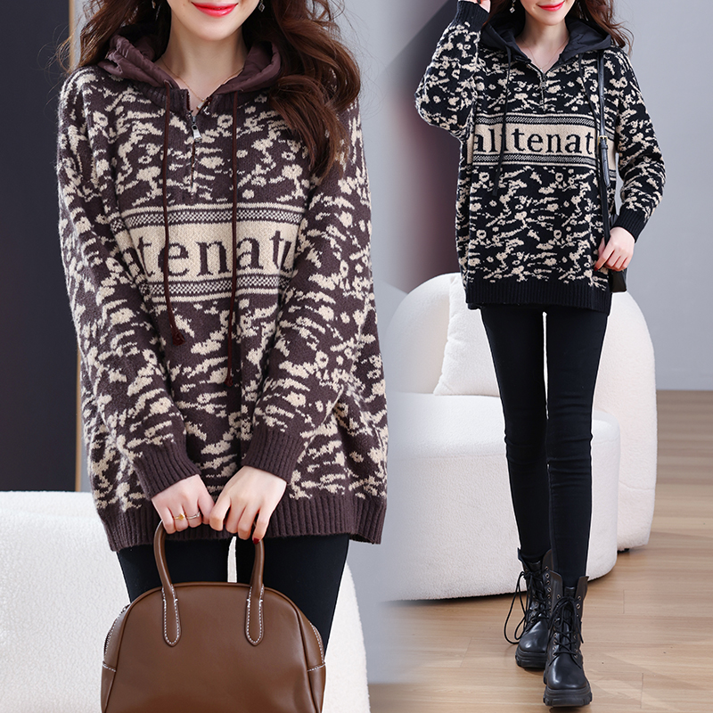 Real shot large size European station hooded hooded sweater women's winter 2022 new temperament thin sweater sweater
