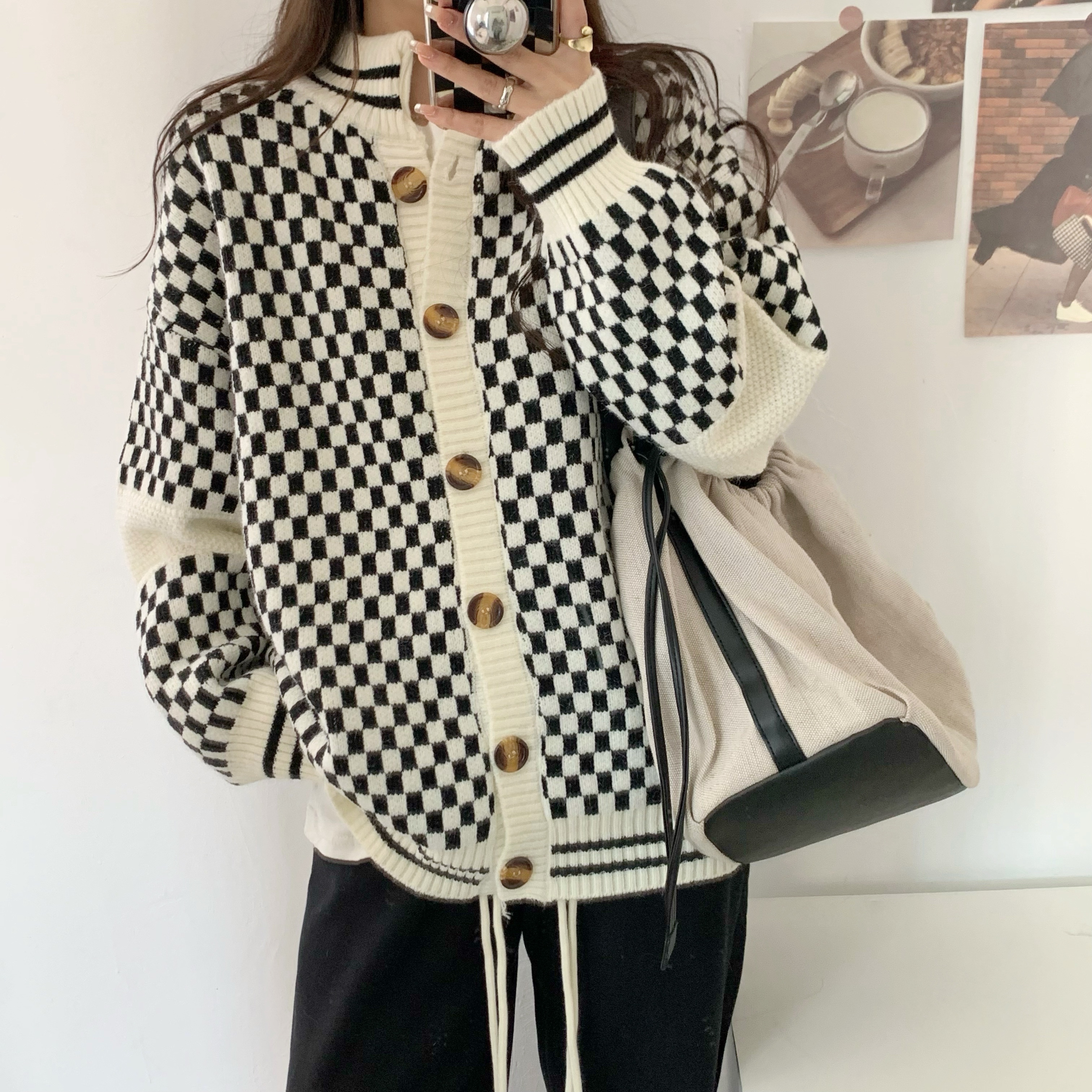 Real price retro chessboard warm sweater lazy cardigan jacket Korean loose and versatile sweater
