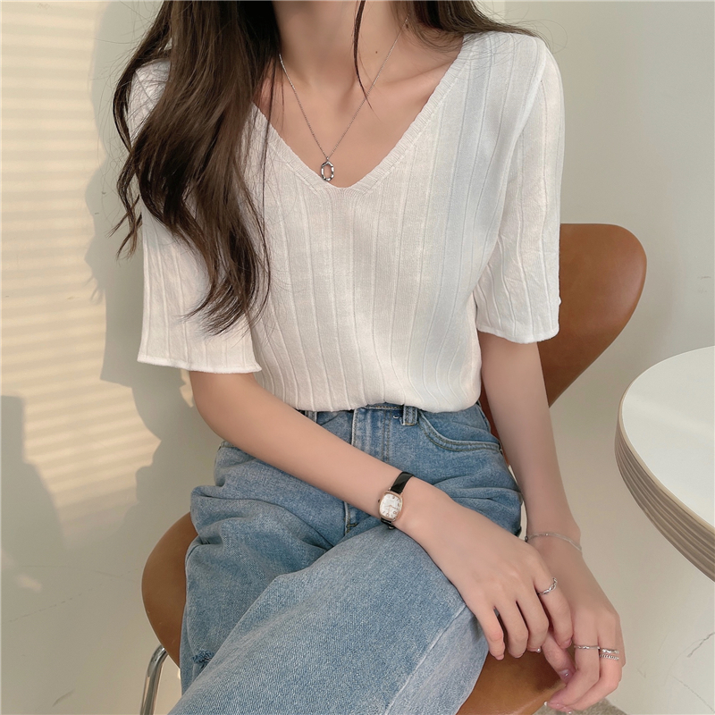 Korean V-neck T-shirt short sleeve T-shirt slim top