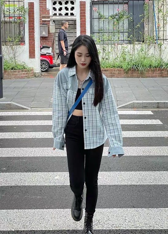 Xiaoxiangfeng student jacket long-sleeved plaid shirt long-sleeved splicing design loose top denim blue