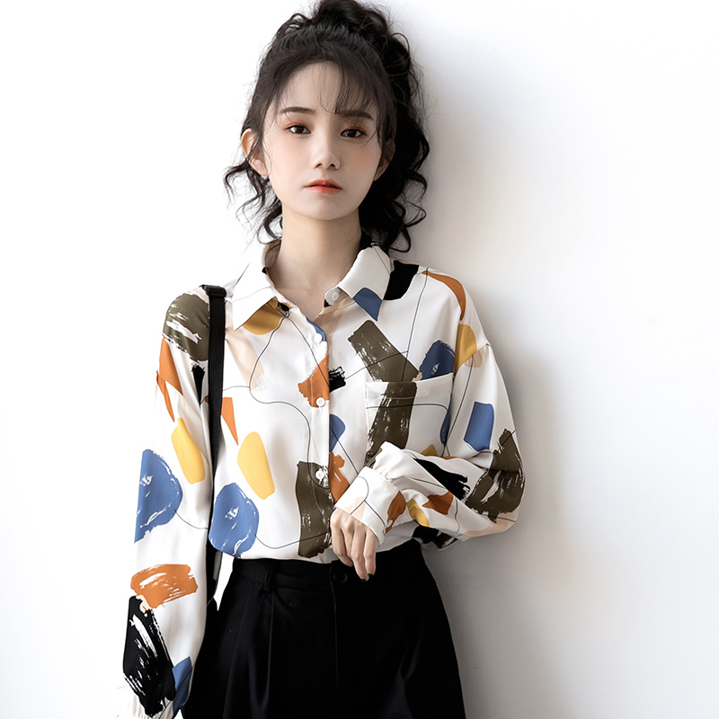 2022 spring new print shirt Female Minority design sense spring and autumn long sleeve student retro Hong Kong style white shirt