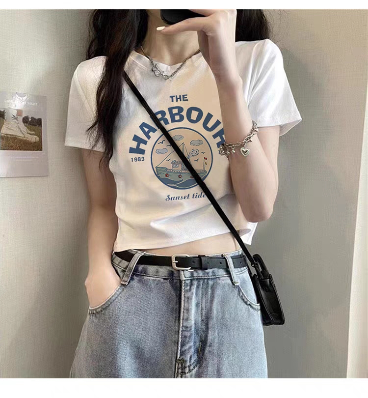 Two kinds of fabrics, short-sleeved ultra-short navel shirt, female Korean version, loose student top, pure cotton bag collar