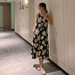 Suspender dress with floral style in summer