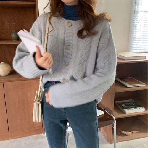 Autumn 2020 new style women's clothing Korean version loose and lazy style French Twist knitted Cardigan Sweater Jacket Top woman