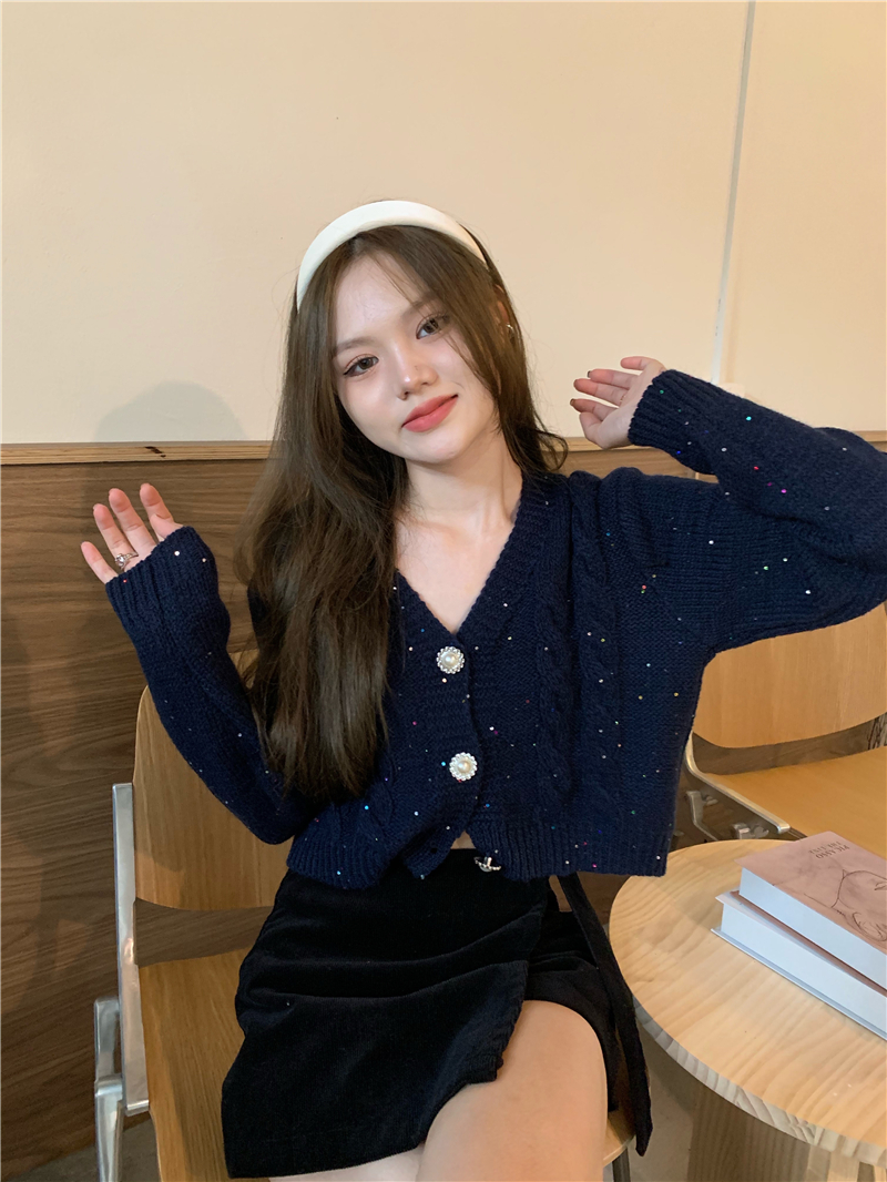 Real price exquisite girl shiny button collar lazy short twist cardigan