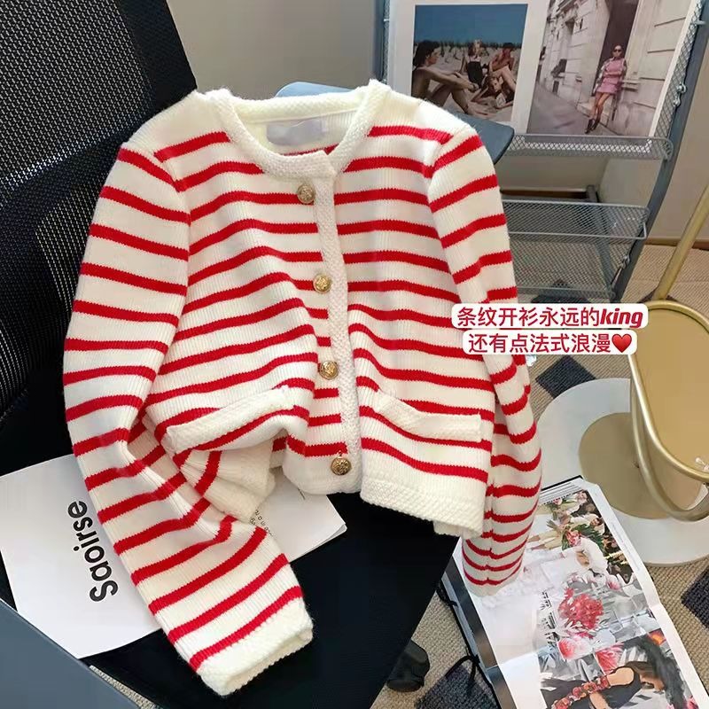 Red and white contrast striped soft waxy Knitted Top Women's autumn 2022 new sweet aging short sweater cardigan