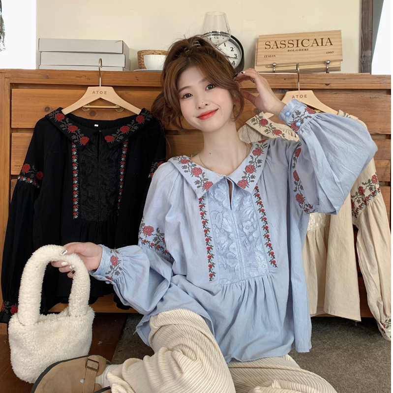 Real shot Chinese style retro embroidered chic top for women 2023 spring new loose niche long-sleeved shirt